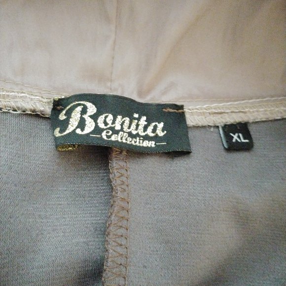 Long vest - Picture 3 of 3